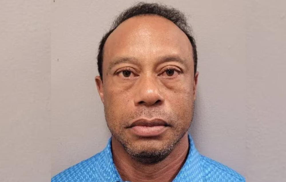 En graves problemas Tiger Woods: Fiscalía presenta cargos