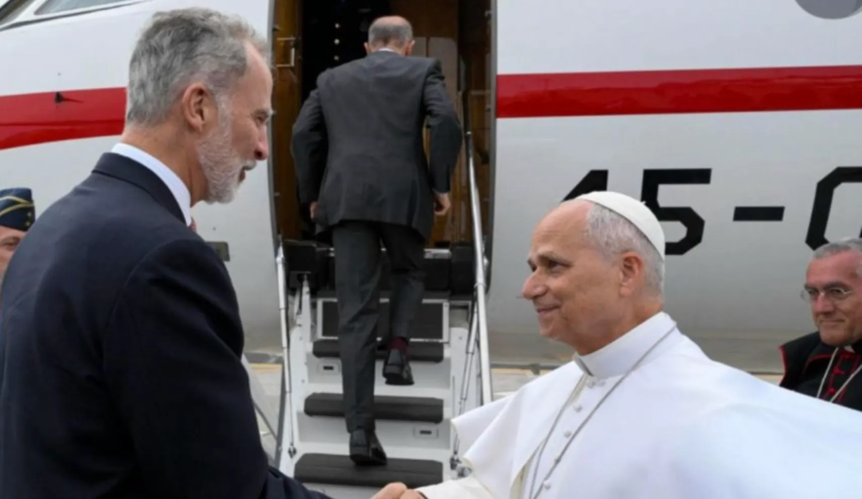 Cuando una avería técnica unió a Felipe VI y el papa León XIV en Tenerife