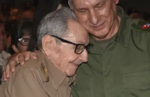 Raúl Castro reaparece en acto oficial en La Habana en medio de la presión judicial de Estados Unidos