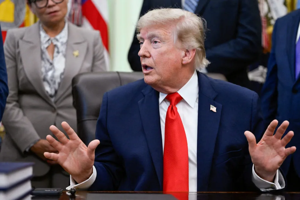 Trump asegura que un acuerdo con Irán podría firmarse “en cuestión de horas” y pide evitar una nueva escalada