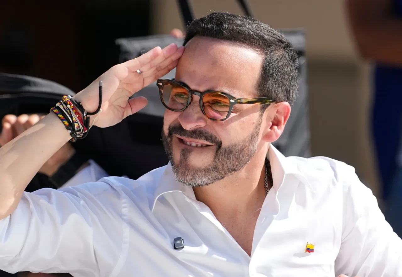 Abelardo De la Espriella toma ventaja decisiva en carrera presidencial colombiana, según sondeos